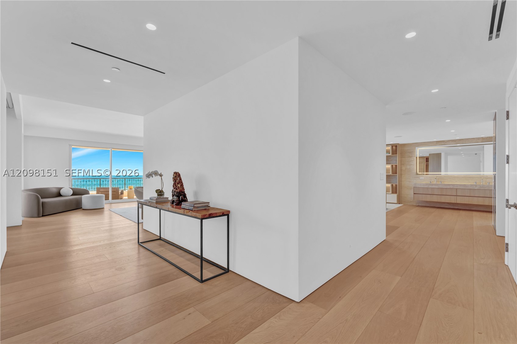 7724 Fisher Island Dr #7724, Miami Beach FL 33109