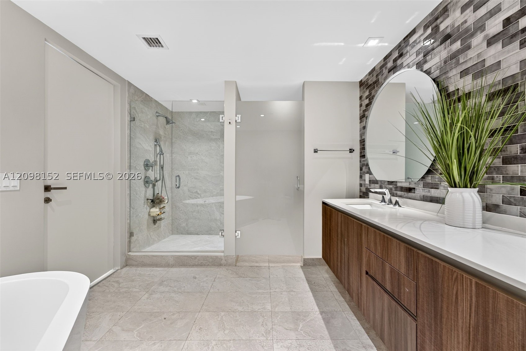 488 NE 18th St #4812, Miami FL 33132