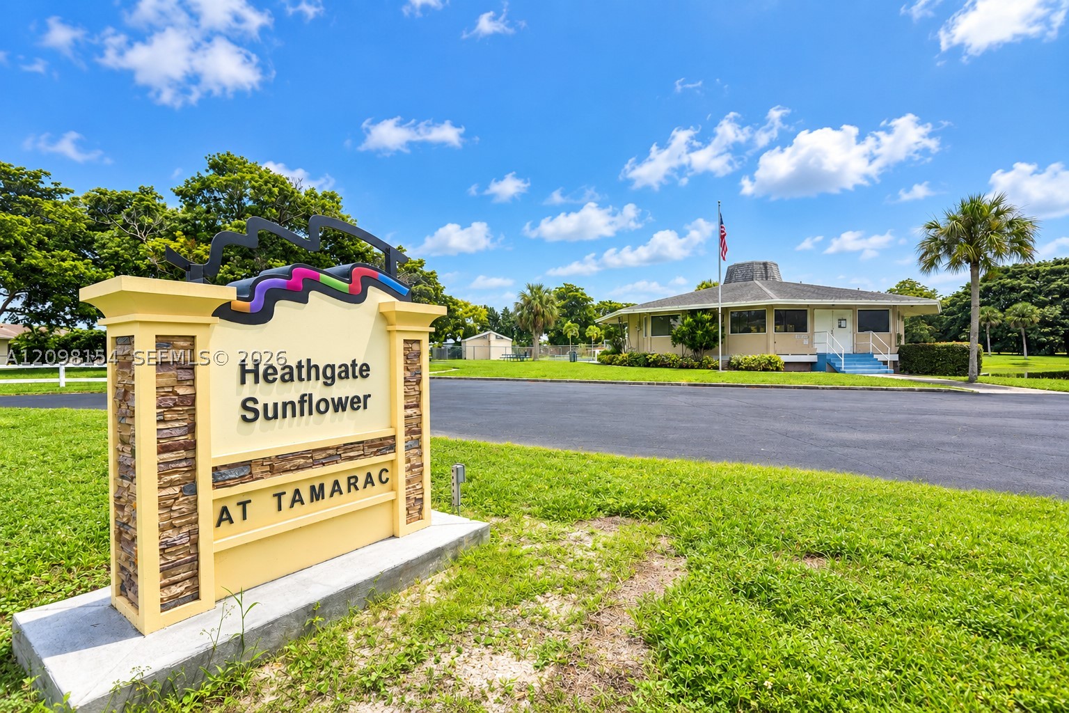 8131 NW 68th Ave, Tamarac FL 33321
