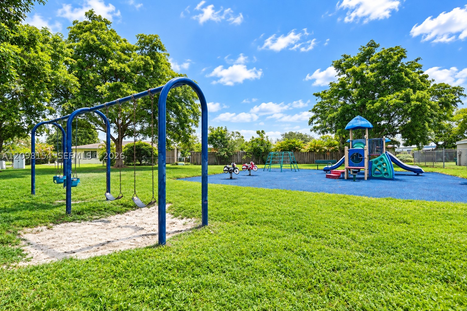 8131 NW 68th Ave, Tamarac FL 33321