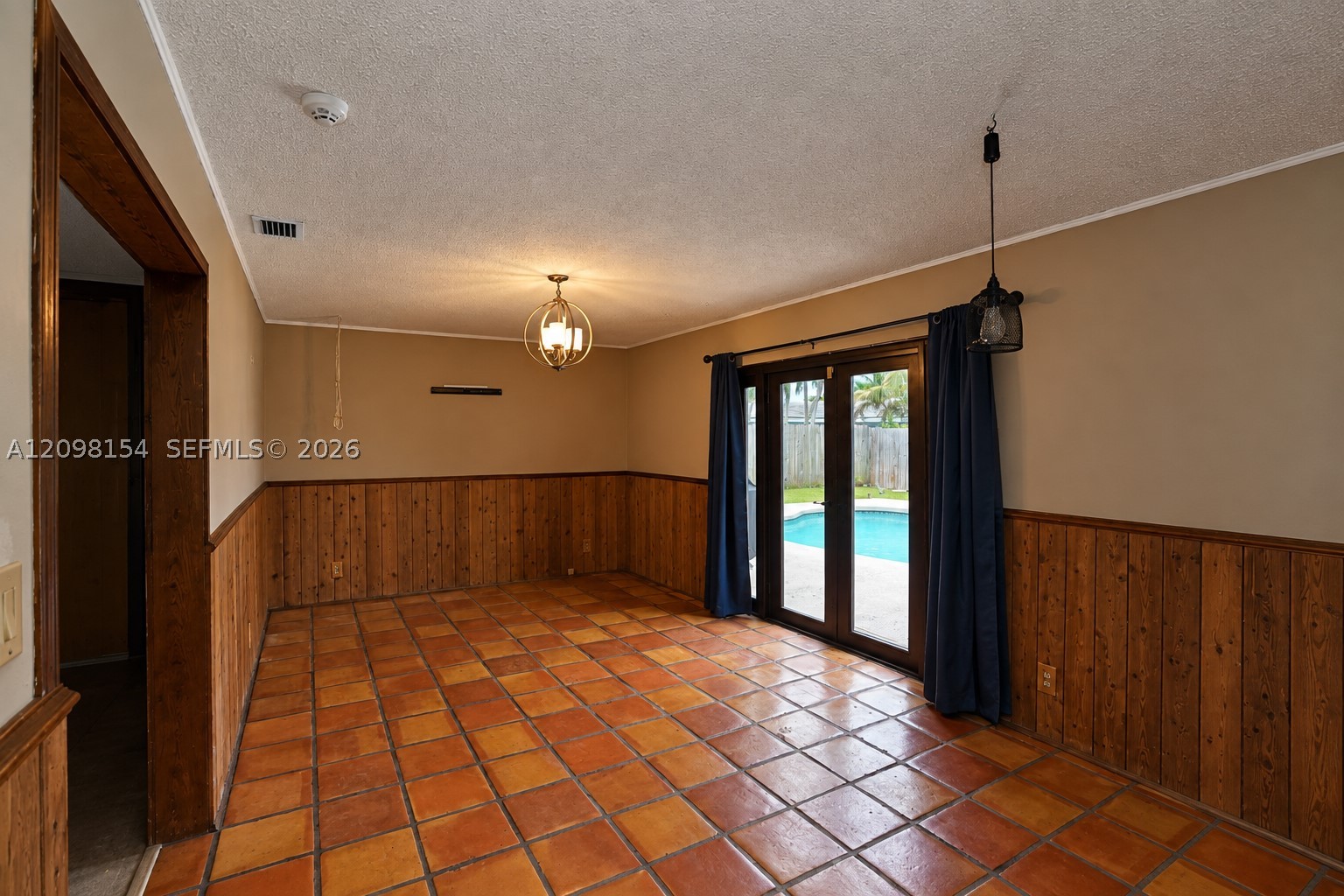 8131 NW 68th Ave, Tamarac FL 33321