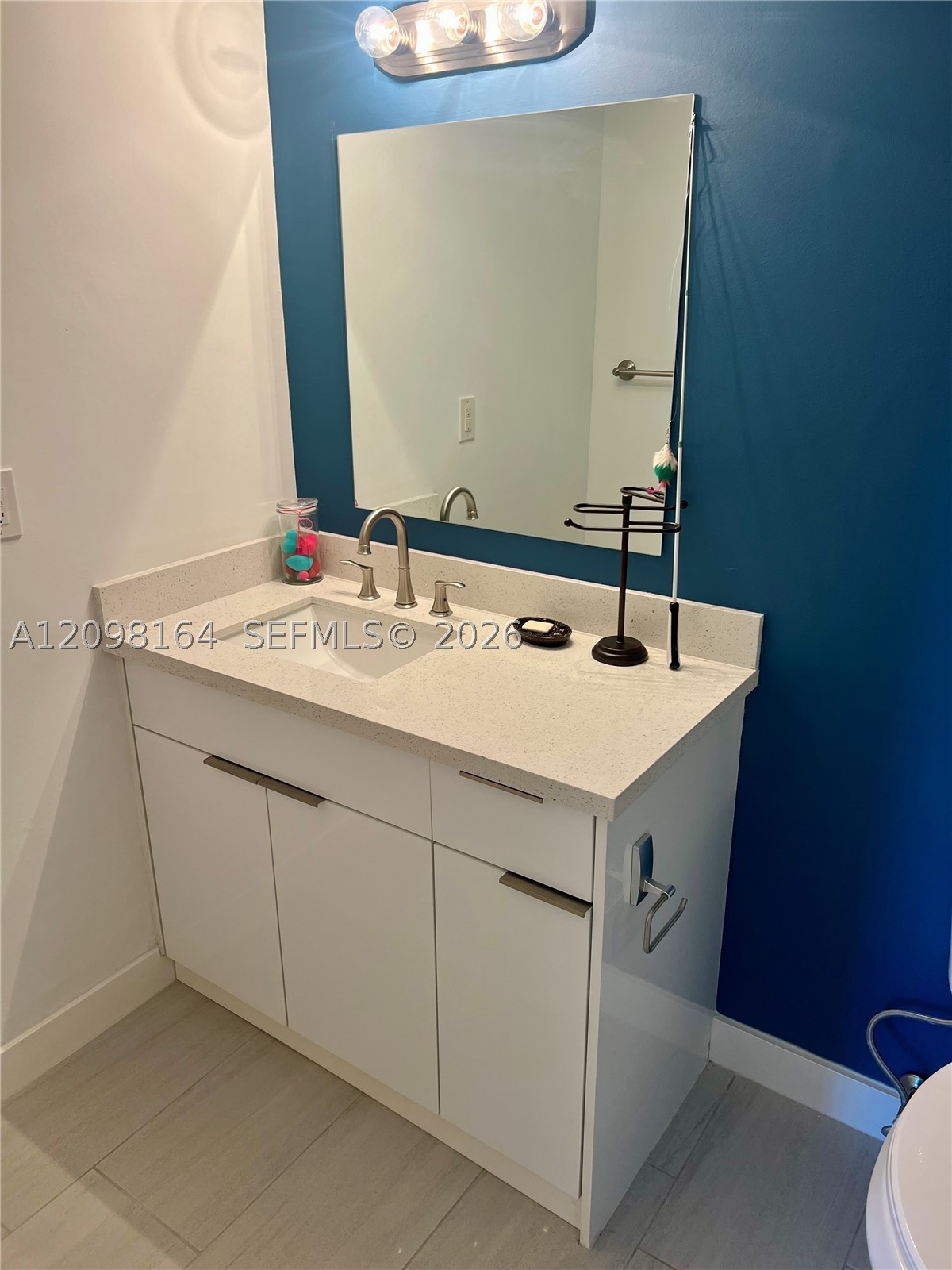 100 Golden Isles Dr #205, Hallandale Beach FL 33009