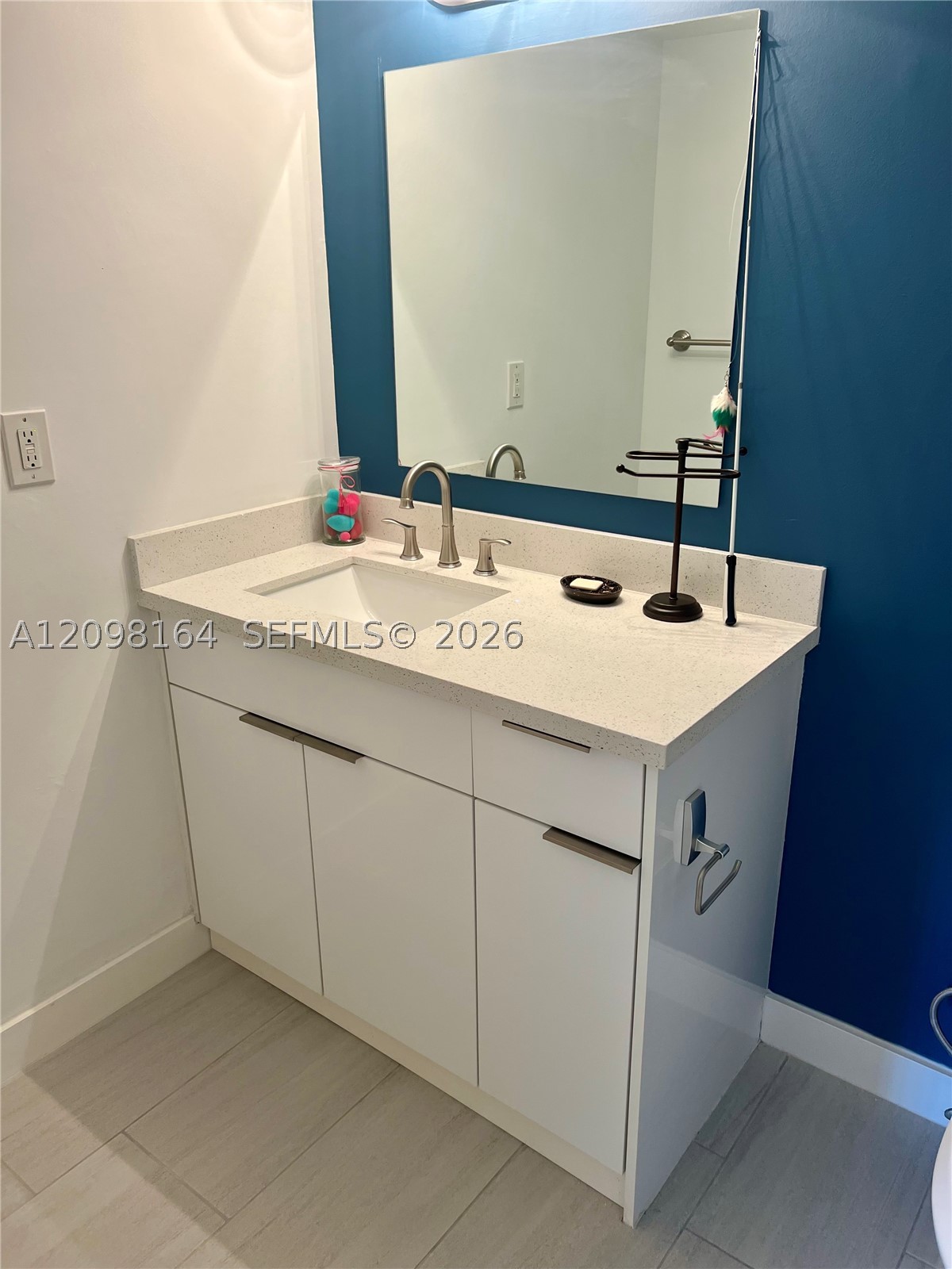 100 Golden Isles Dr #205, Hallandale Beach FL 33009