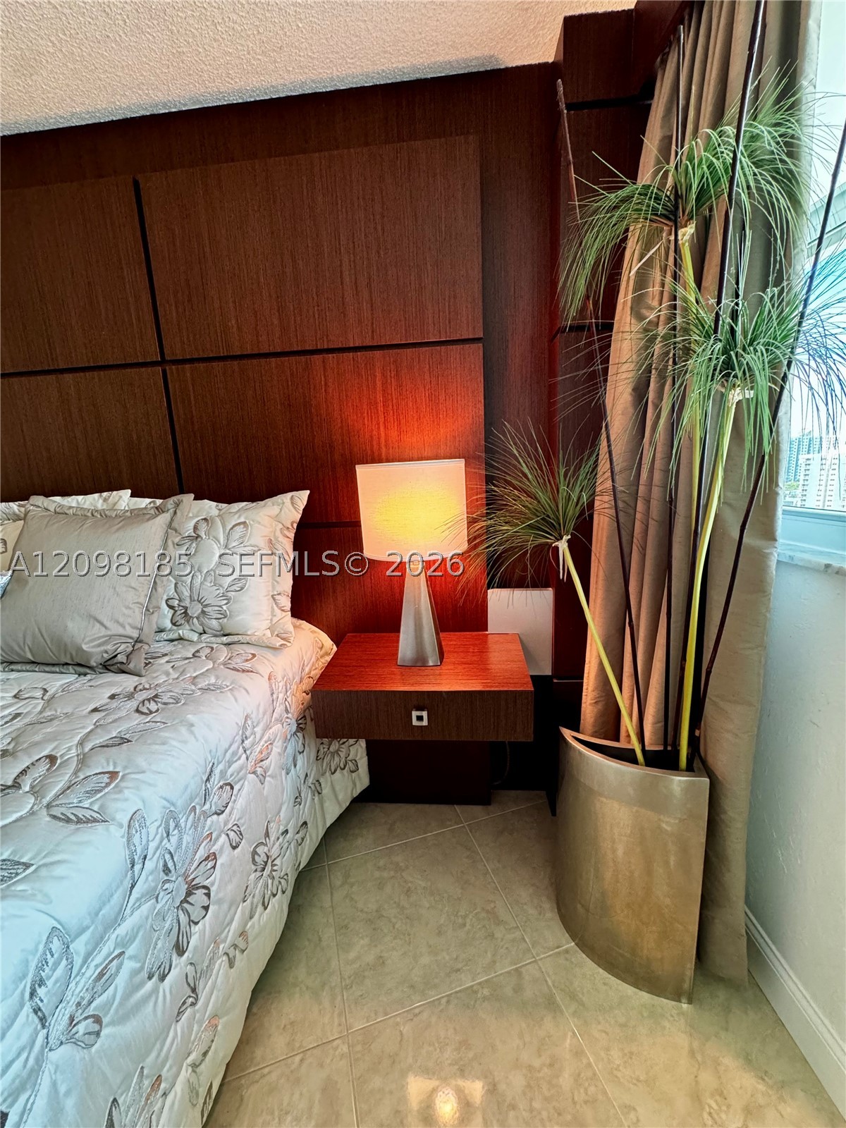100 Golden Isles Dr #1405, Hallandale Beach FL 33009