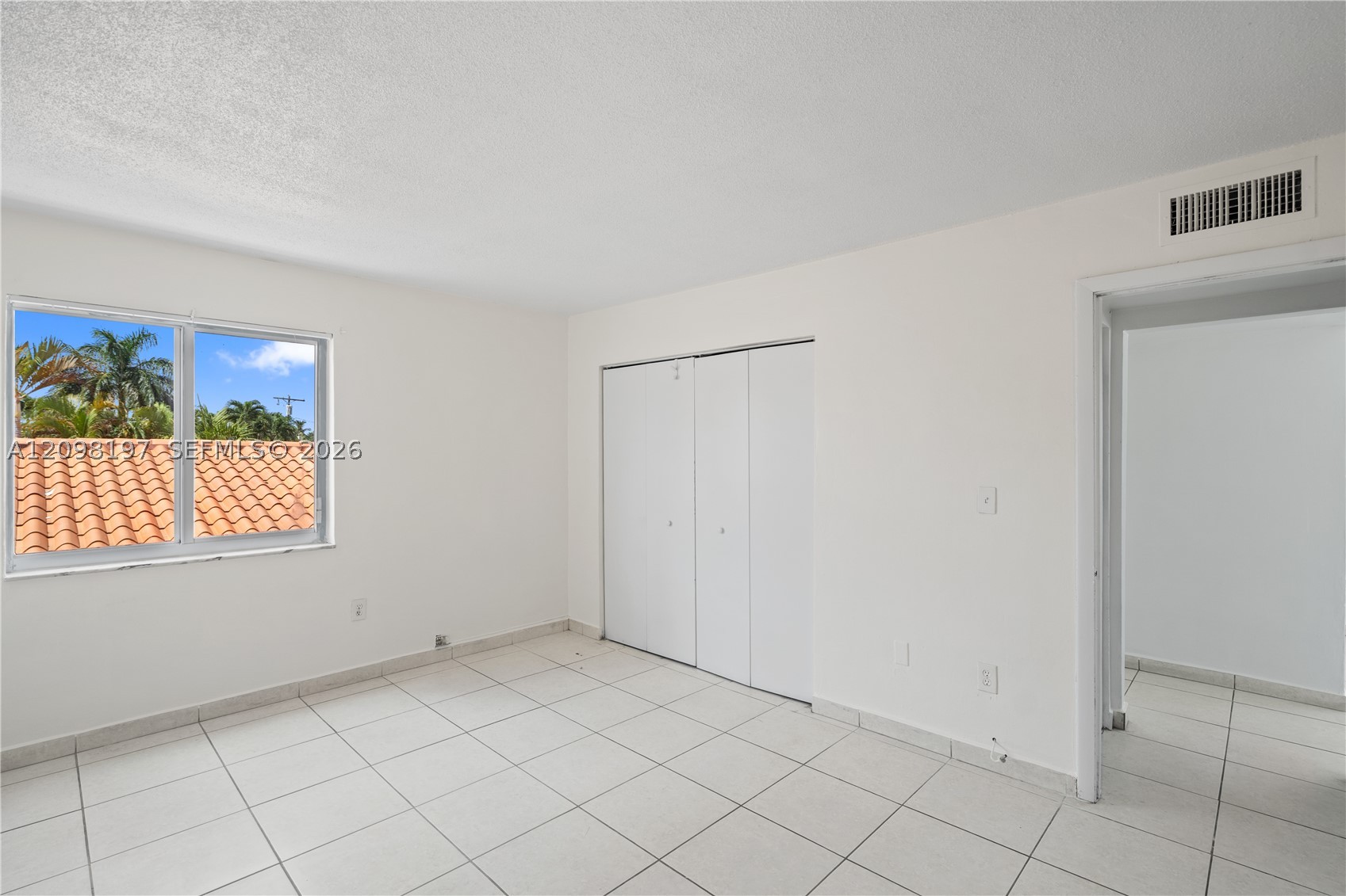 2150 Bay Dr #7, Miami Beach FL 33141