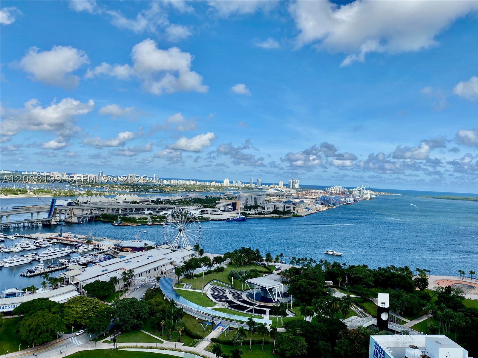 253 NE 2nd St #3007, Miami FL 33132