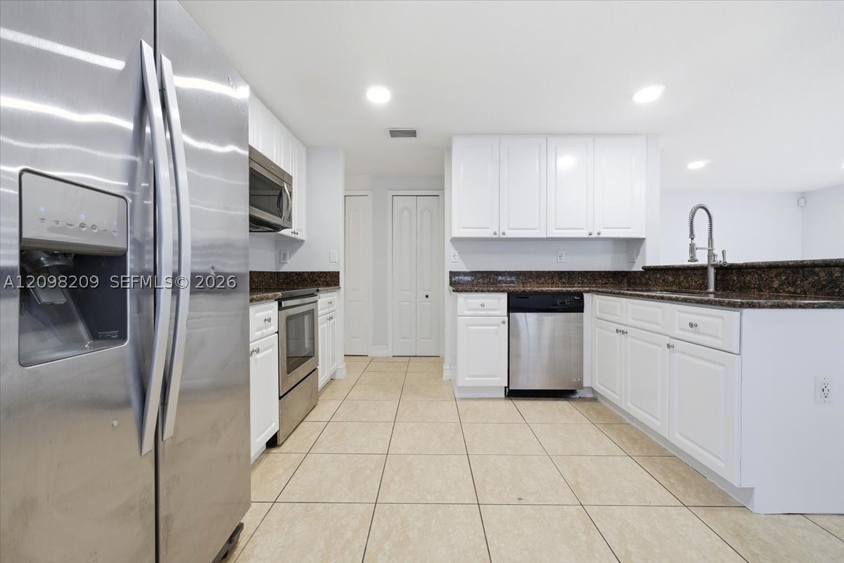 16310 NW 84th Ct, Miami Lakes FL 33016
