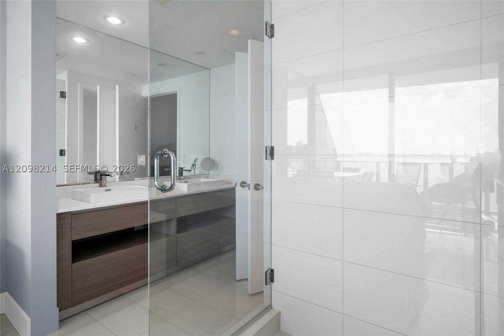 460 NE 28th St #1104, Miami FL 33137