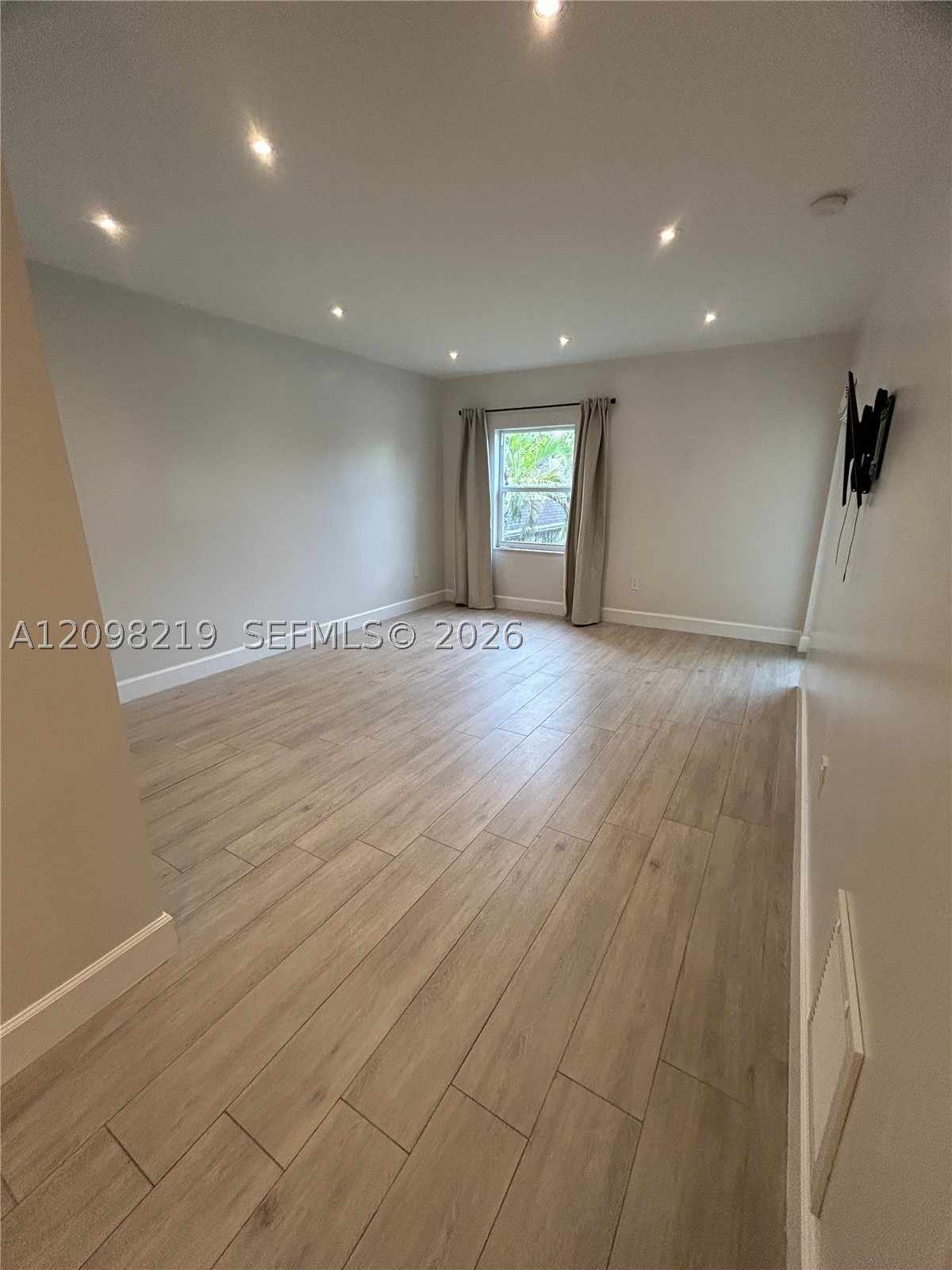 8335 SW 72nd Ave #203D, Miami FL 33143