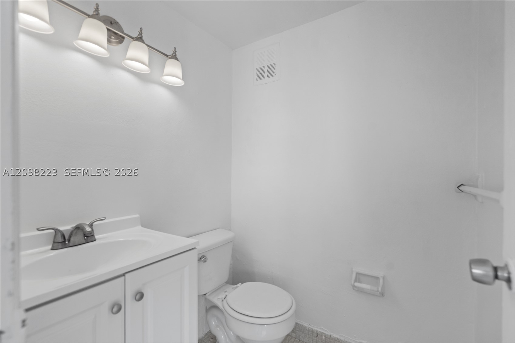 2150 Bay Dr #3, Miami Beach FL 33141