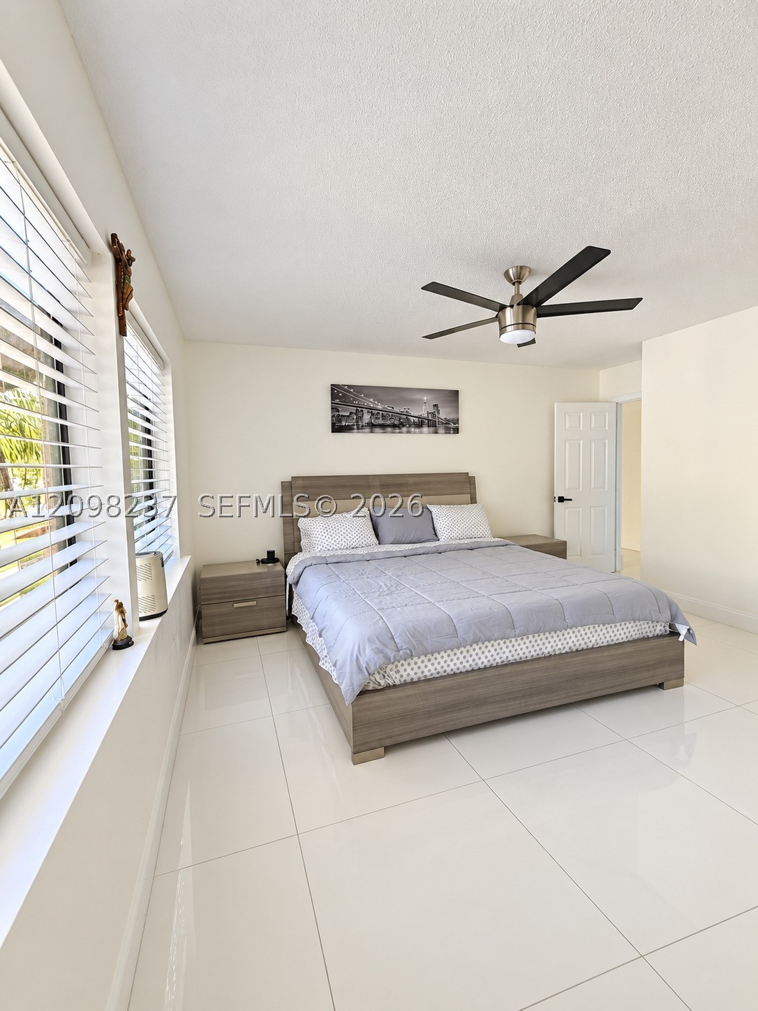 232 Wimbledon Lake Dr #232, Plantation FL 33324