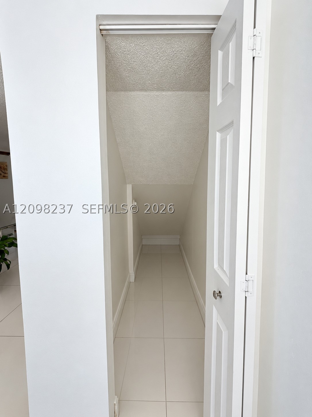 232 Wimbledon Lake Dr #232, Plantation FL 33324