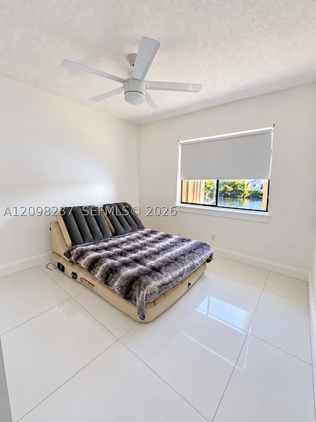 232 Wimbledon Lake Dr #232, Plantation FL 33324