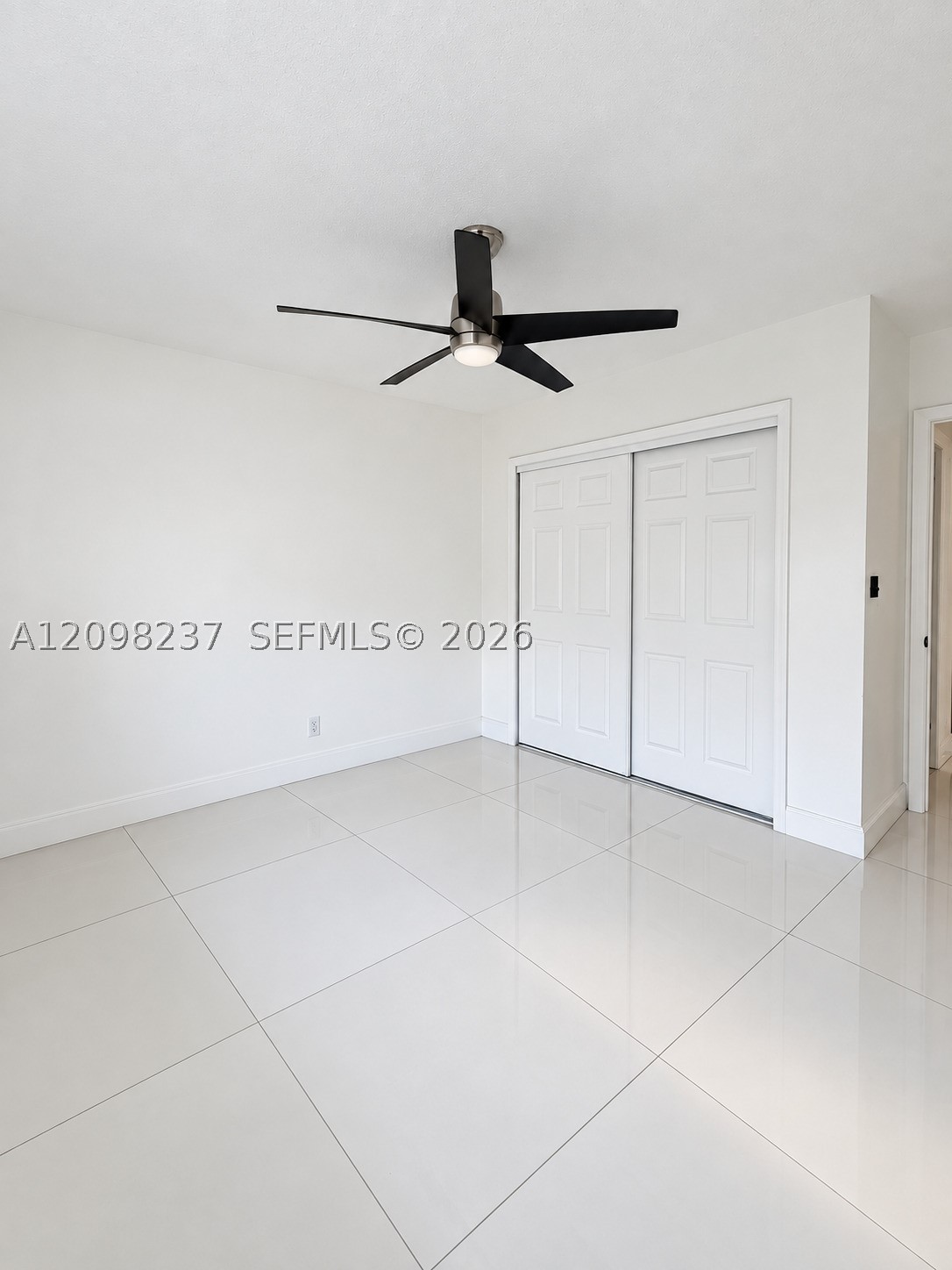 232 Wimbledon Lake Dr #232, Plantation FL 33324