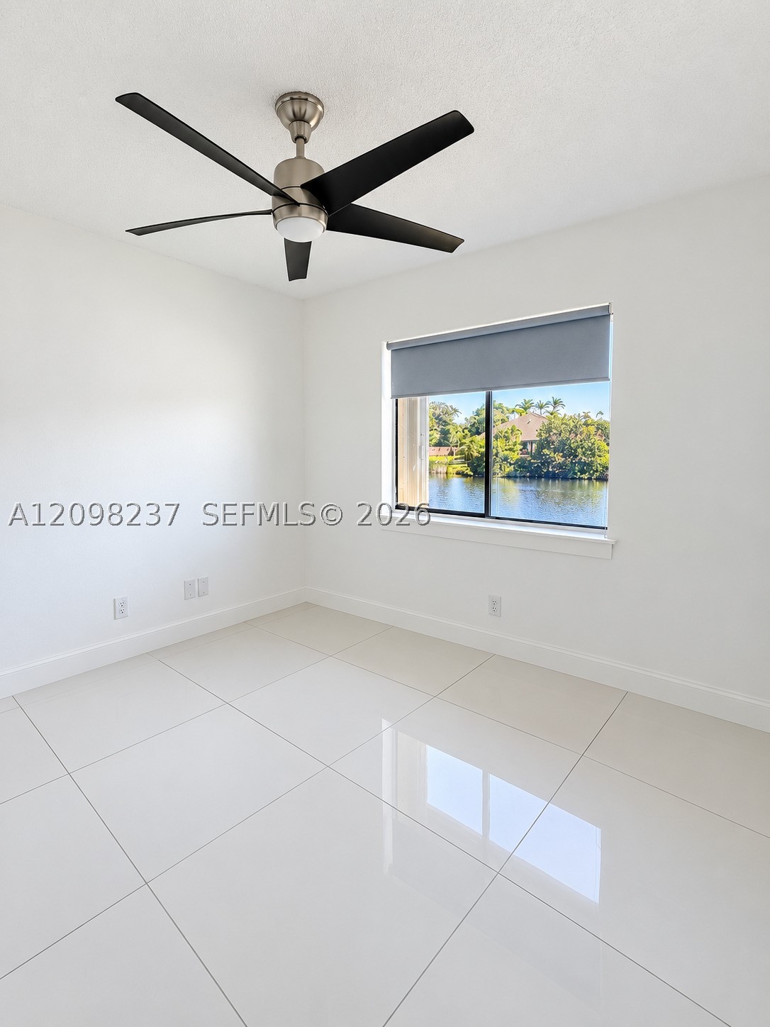 232 Wimbledon Lake Dr #232, Plantation FL 33324