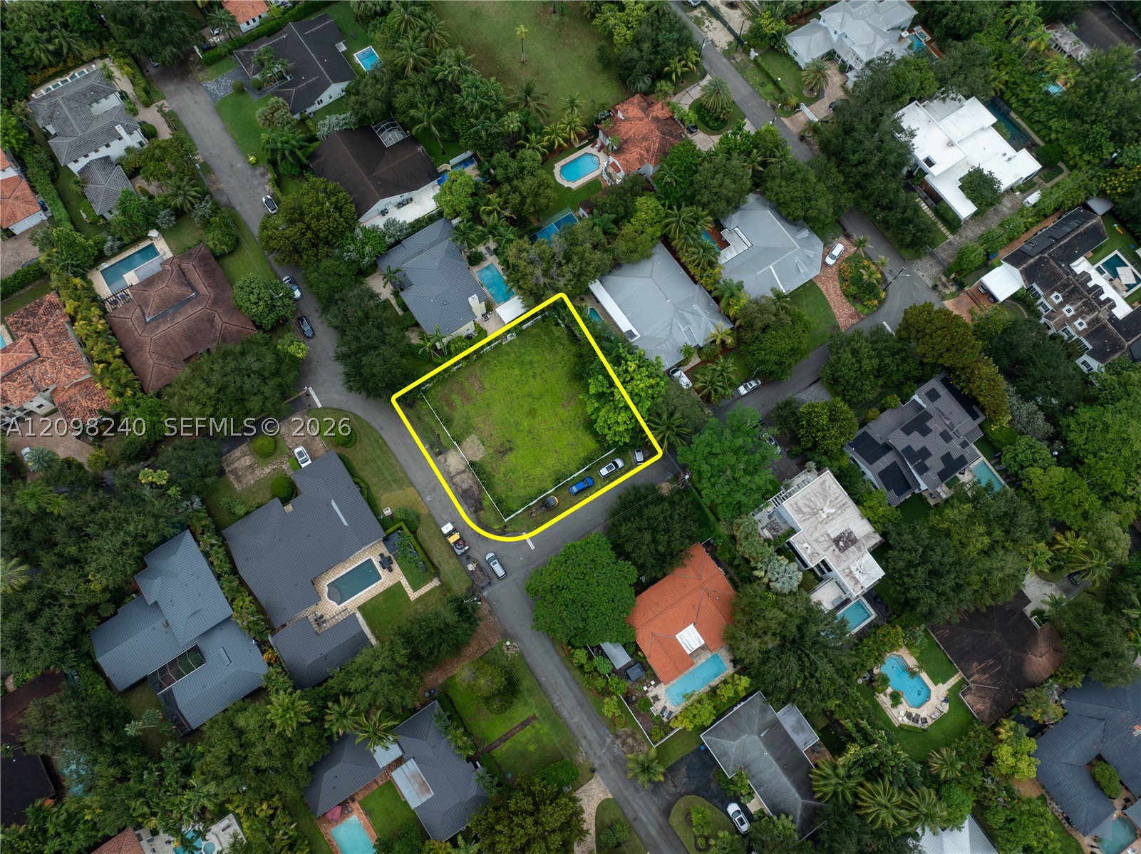6001 SW 82nd St, South Miami FL 33143