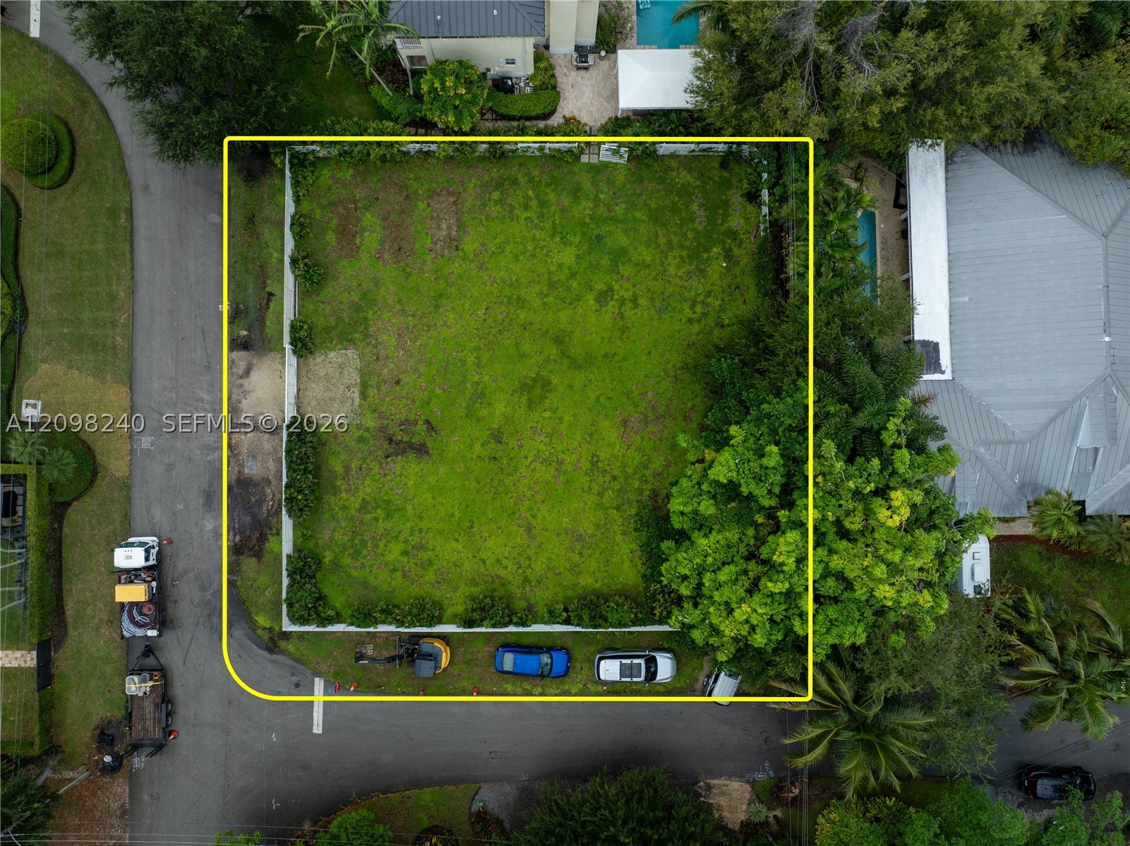 6001 SW 82nd St, South Miami FL 33143