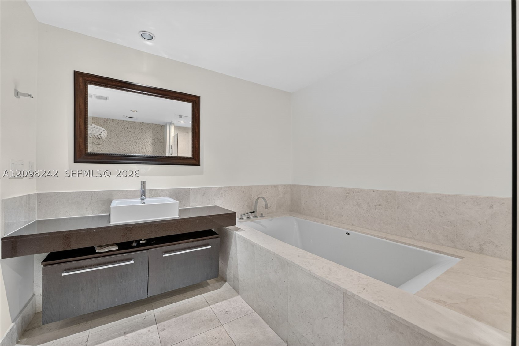 17121 Collins Ave #803, Sunny Isles Beach FL 33160
