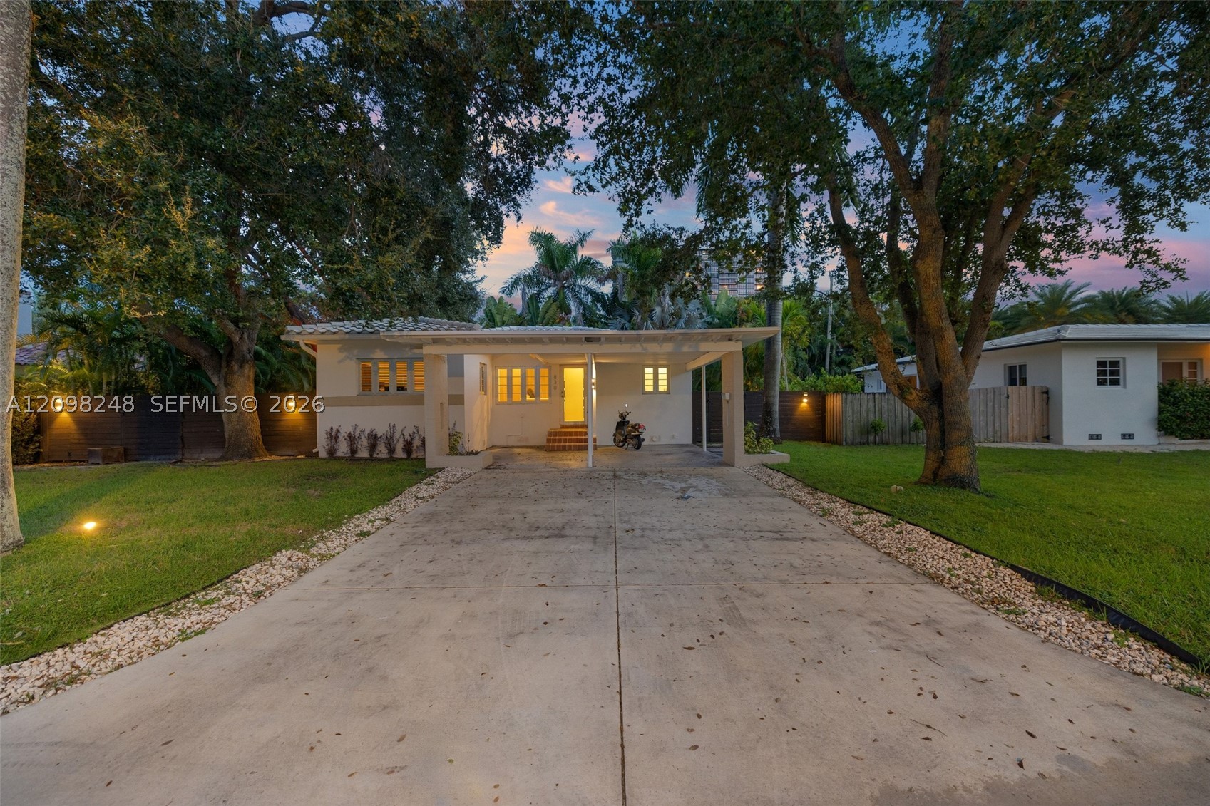 830 NE 72nd St, Miami FL 33138