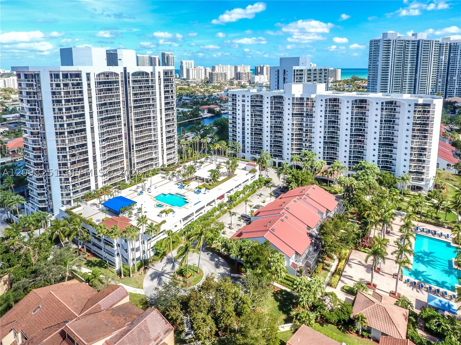 3610 Yacht Club Dr #410, Aventura FL 33180