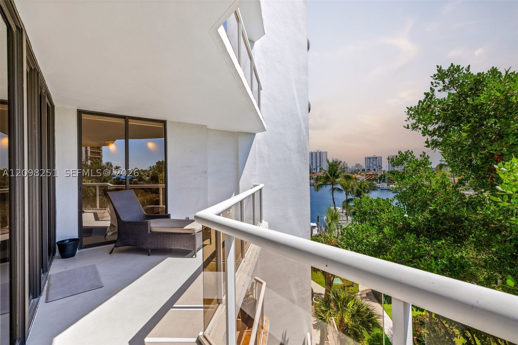 3610 Yacht Club Dr #410, Aventura FL 33180