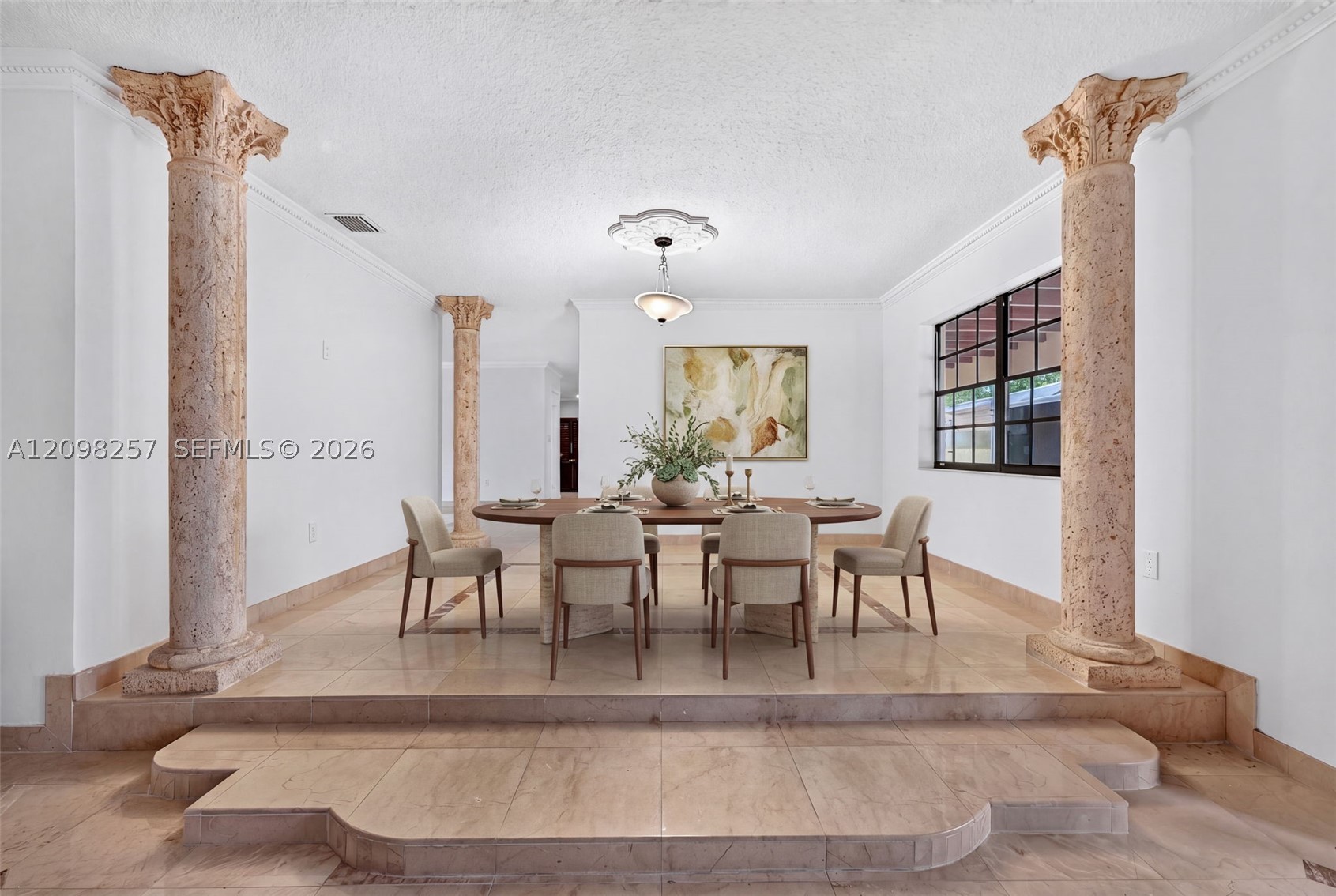 5550 SW 87th Ave, Miami FL 33165