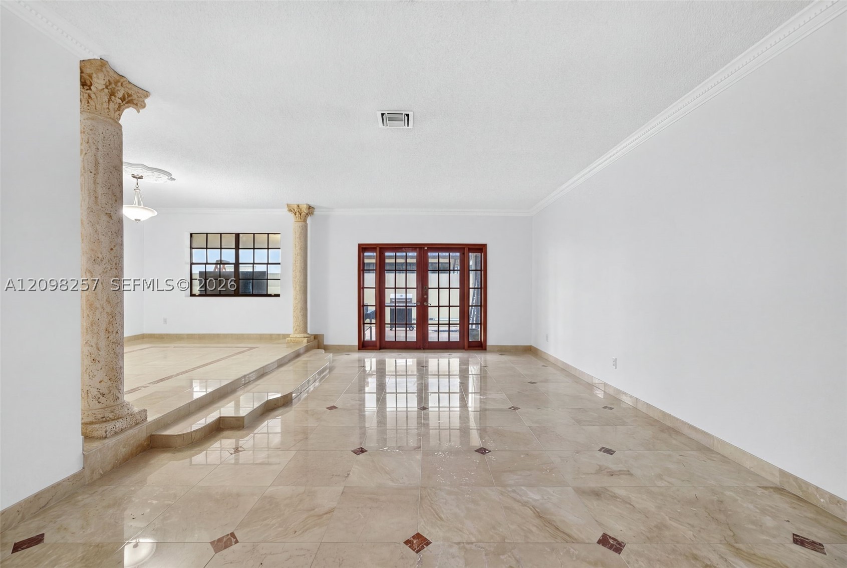 5550 SW 87th Ave, Miami FL 33165