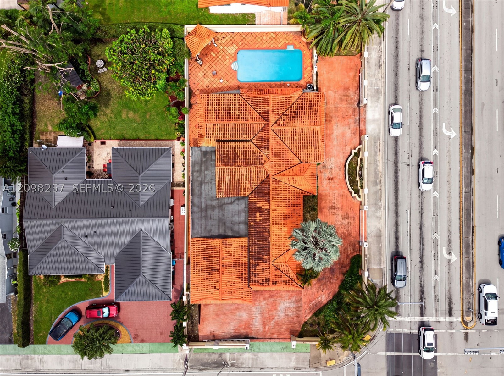 5550 SW 87th Ave, Miami FL 33165
