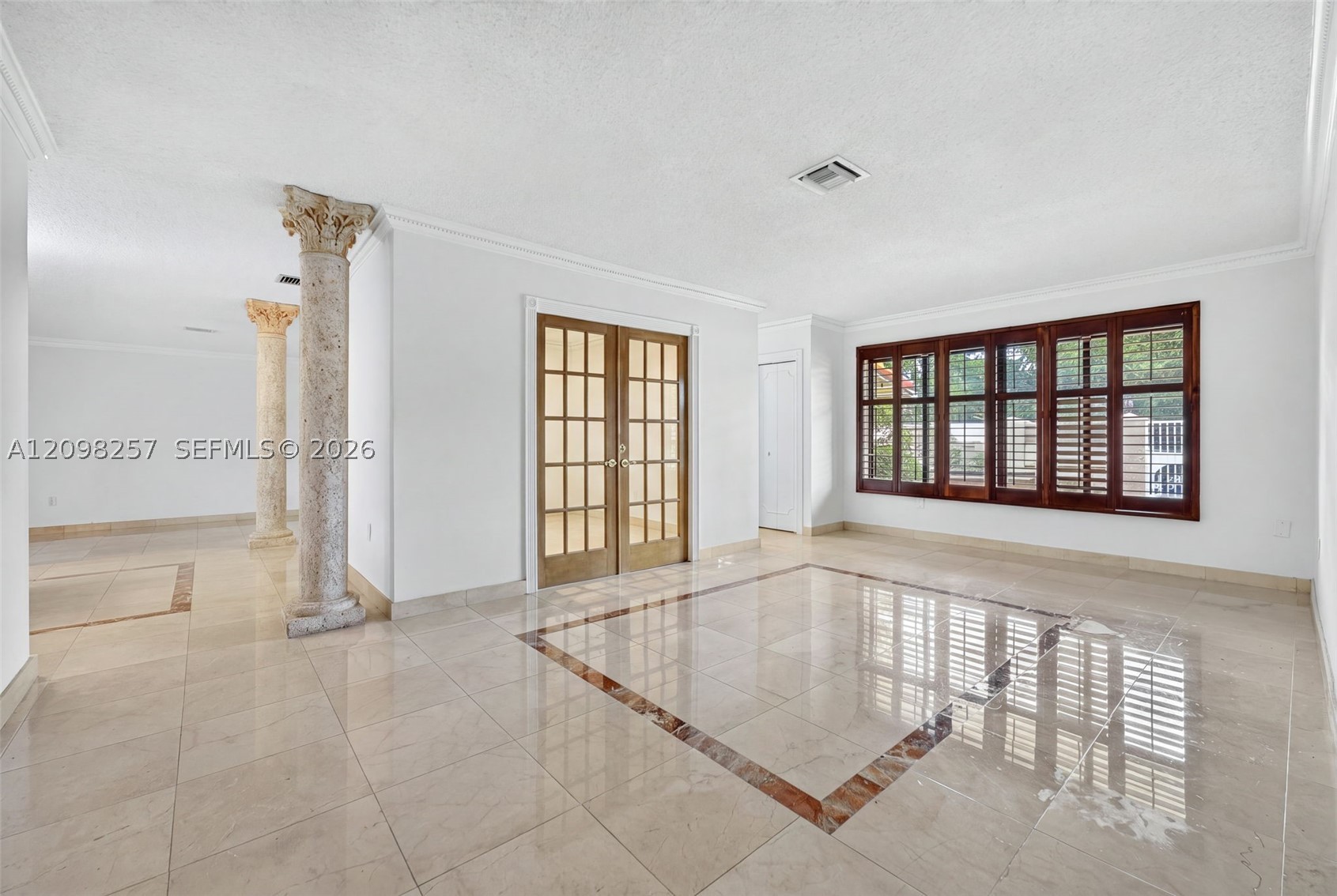 5550 SW 87th Ave, Miami FL 33165