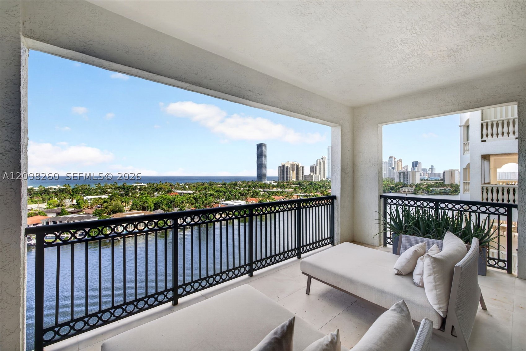 20165 NE 39th Pl #1103/1104, Aventura FL 33180
