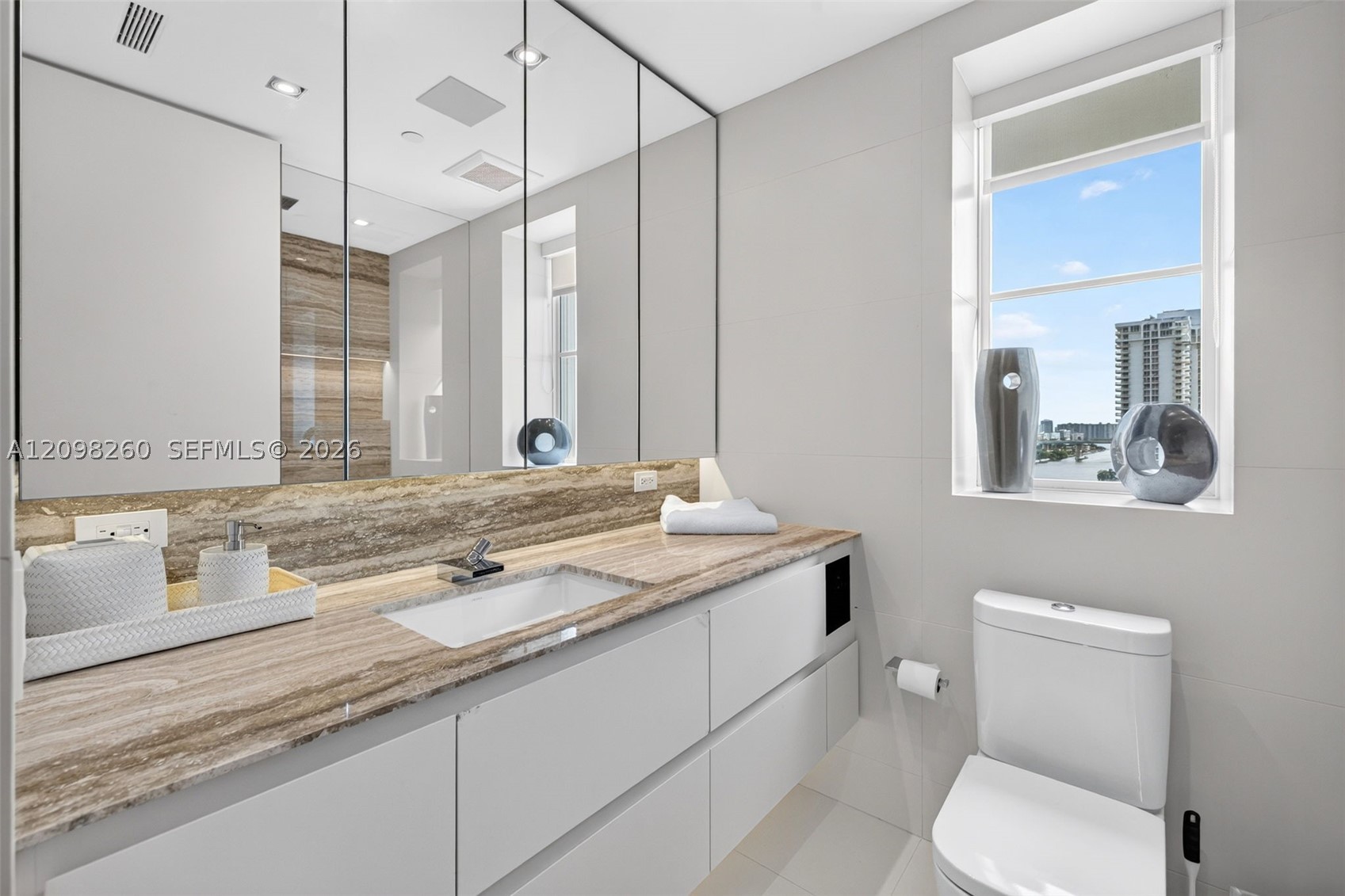 20165 NE 39th Pl #1103/1104, Aventura FL 33180