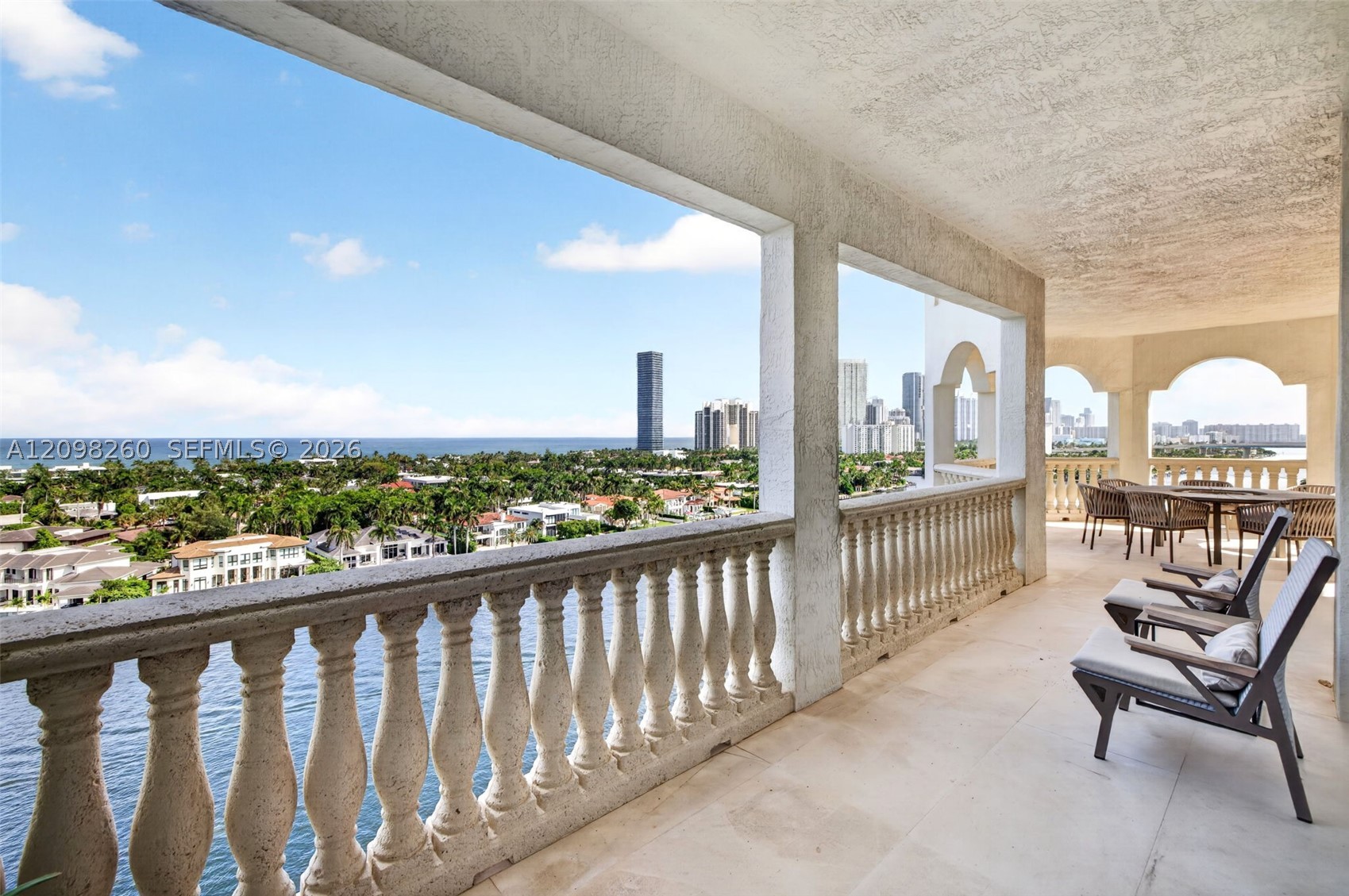 20165 NE 39th Pl #1103/1104, Aventura FL 33180