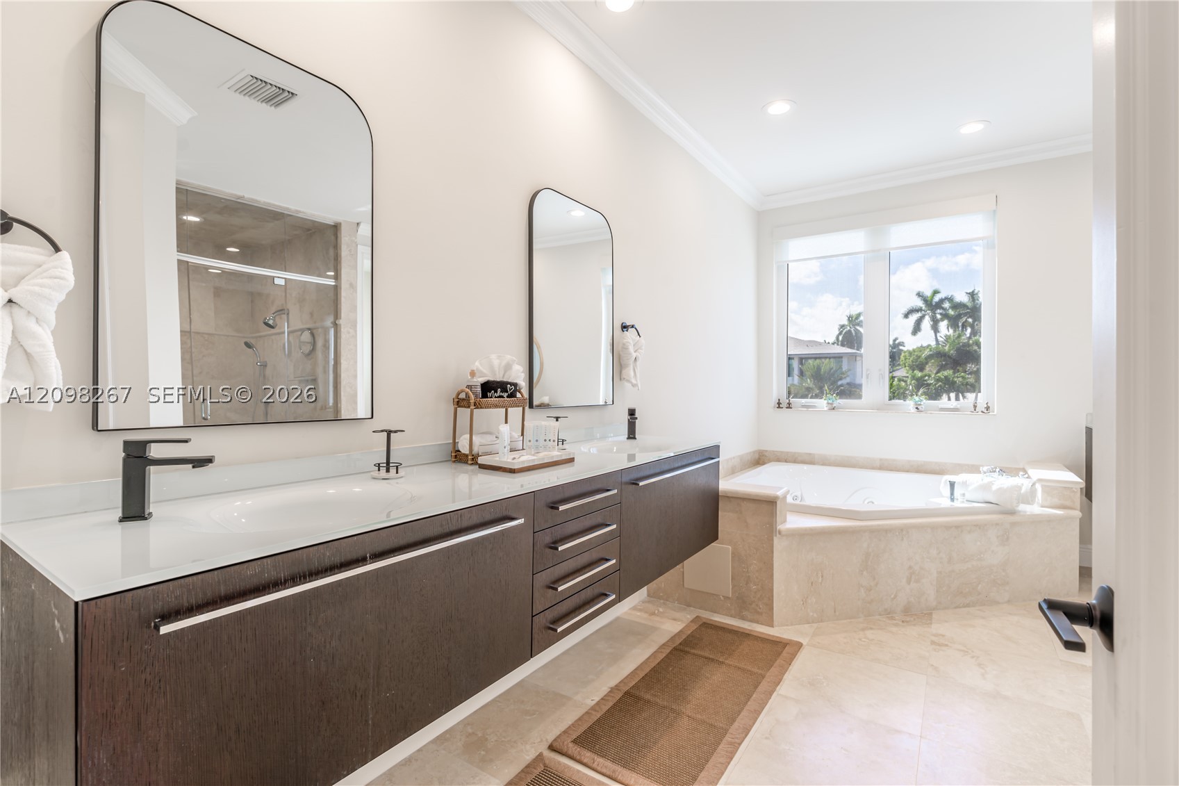 191 NE 23rd Ave, Fort Lauderdale FL 33301