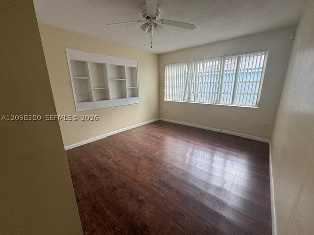 9265 SW 44th St, Miami FL 33165