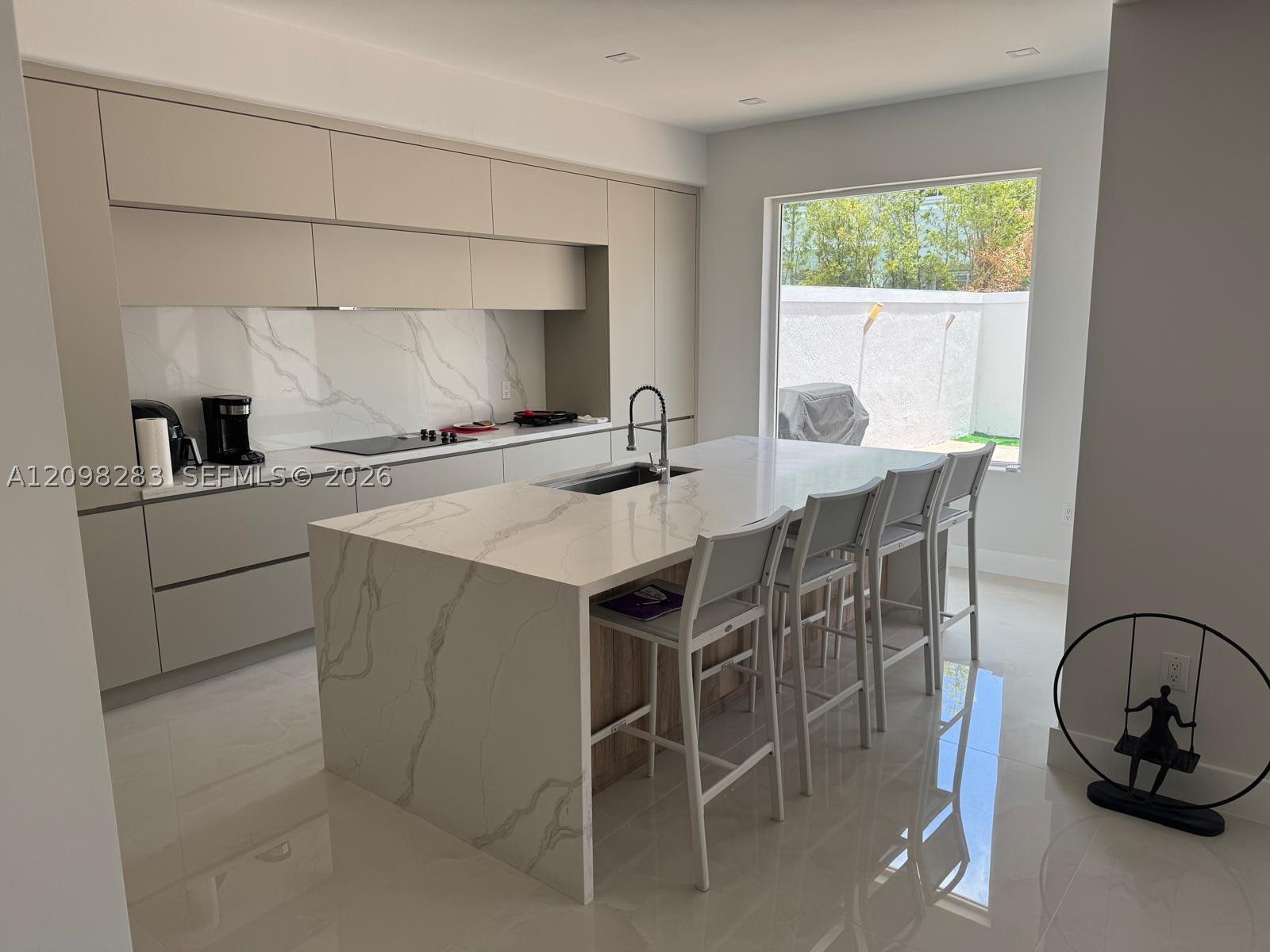 21227 NE 31st Pl, Aventura FL 33180
