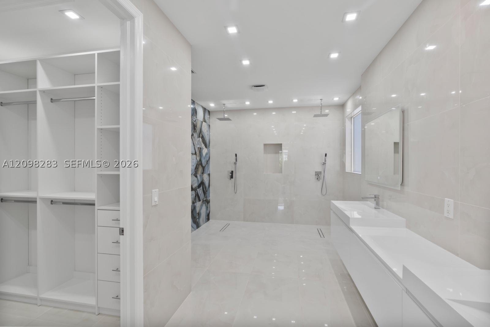 21227 NE 31st Pl, Aventura FL 33180