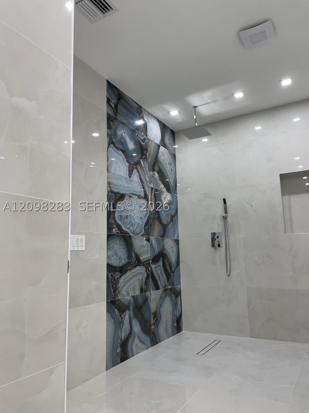 21227 NE 31st Pl, Aventura FL 33180