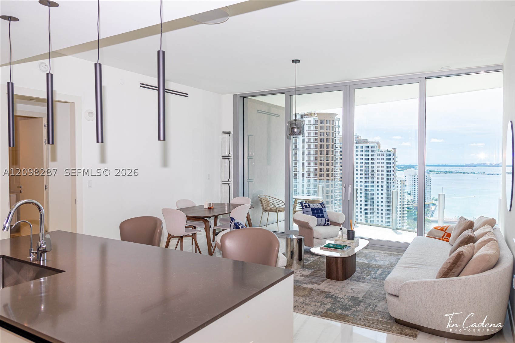 300 Biscayne Boulevard Way #2606W, Miami FL 33131
