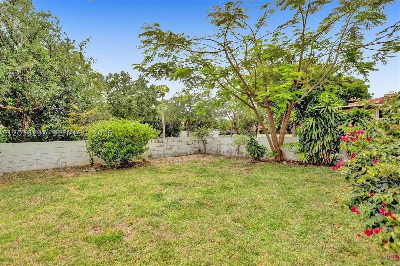 11401 NE 10 AVE, Miami FL 33161