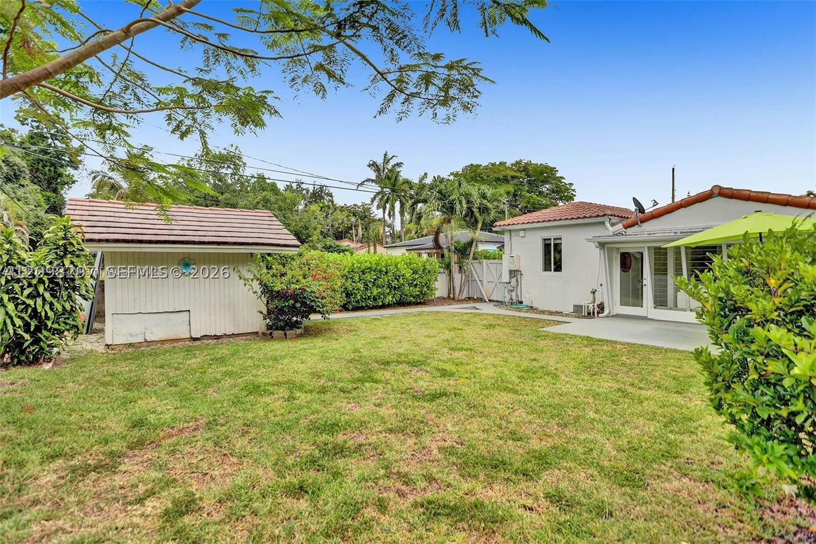 11401 NE 10 AVE, Miami FL 33161