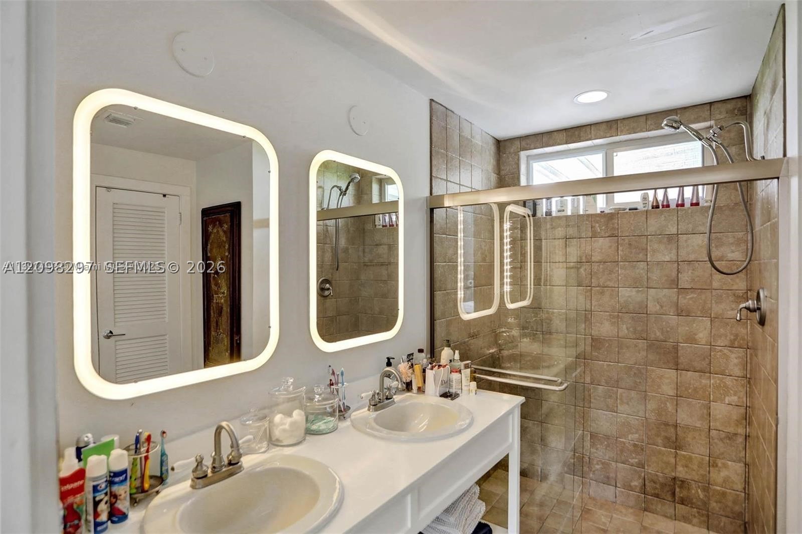 11401 NE 10 AVE, Miami FL 33161