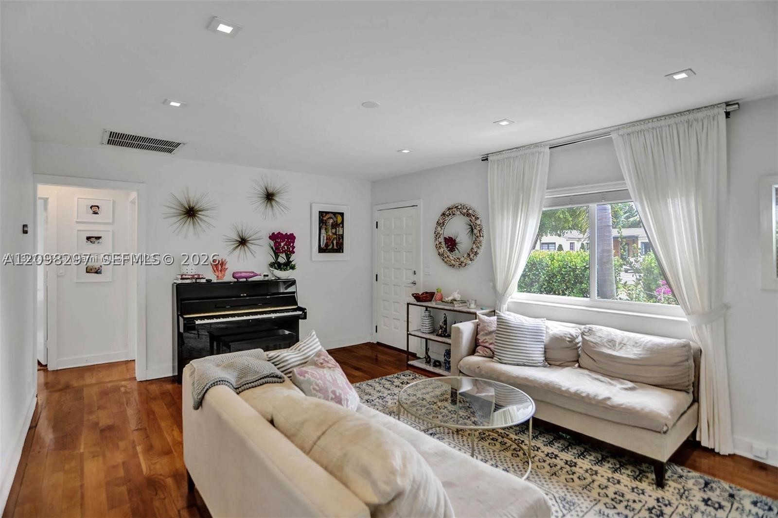 11401 NE 10 AVE, Miami FL 33161