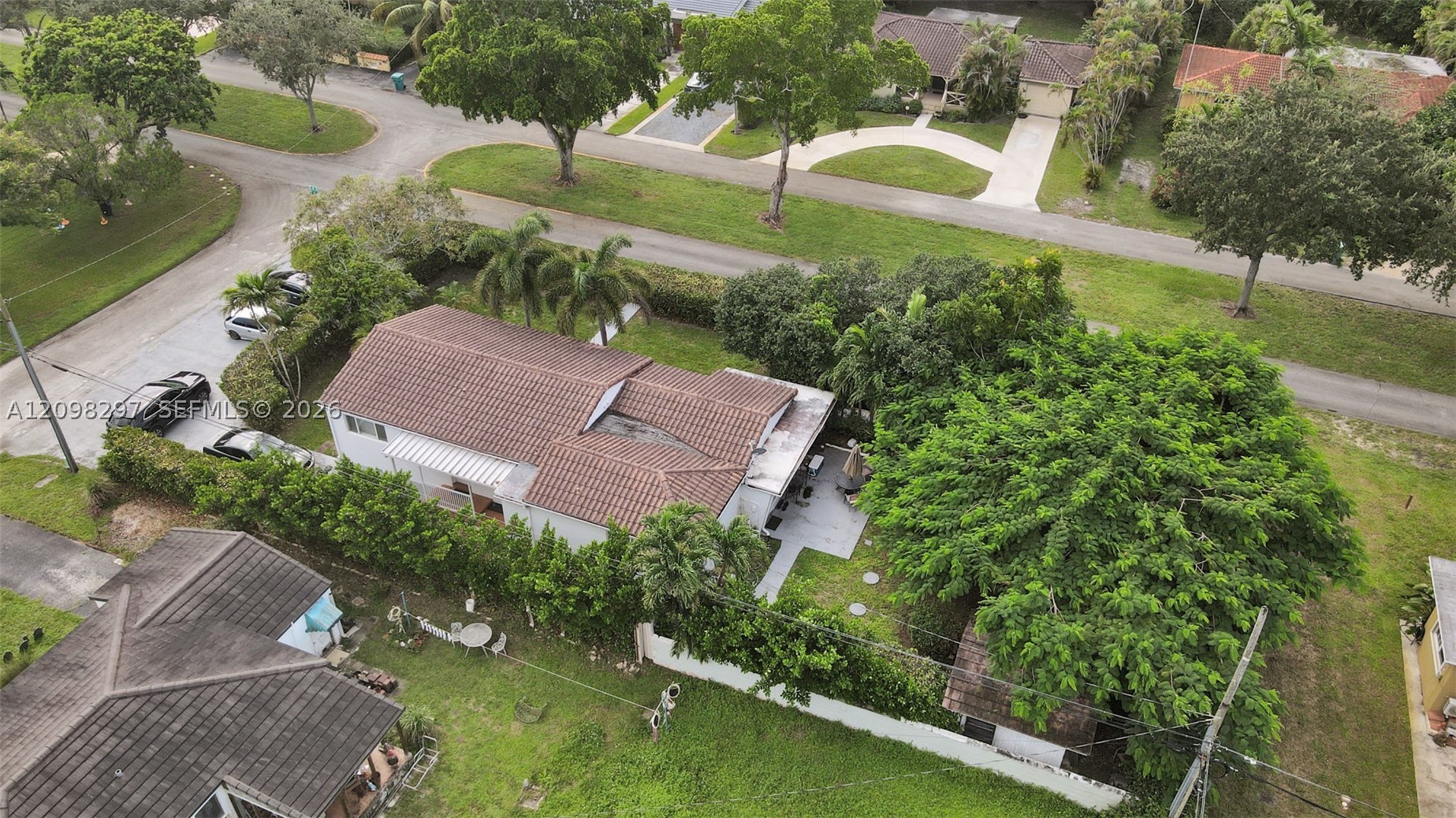 11401 NE 10 AVE, Miami FL 33161