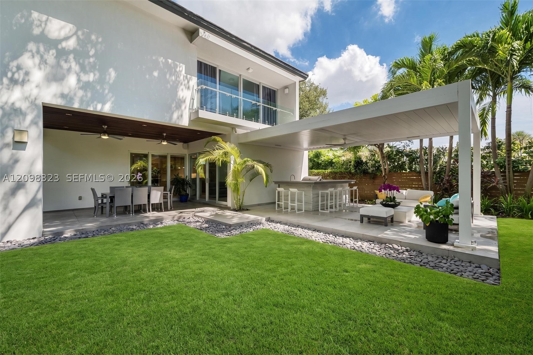 5960 SW 79th St, South Miami FL 33143