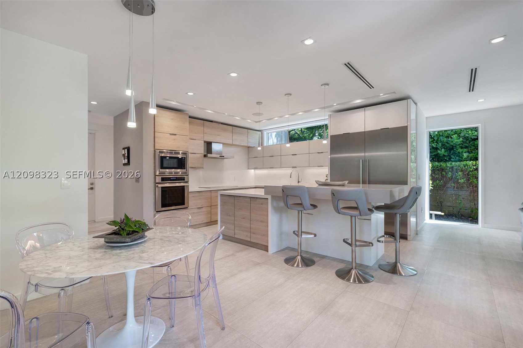 5960 SW 79th St, South Miami FL 33143