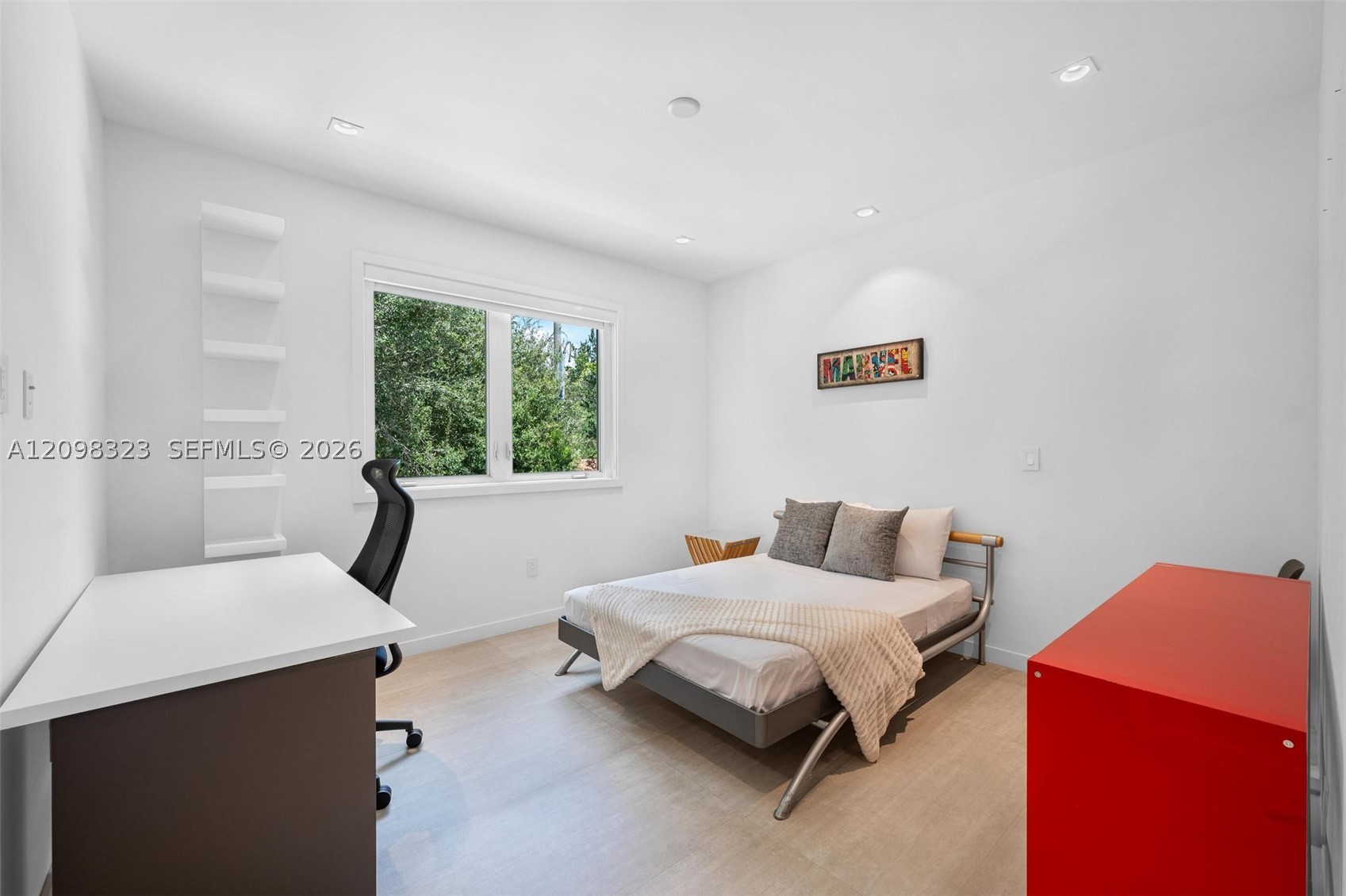 5960 SW 79th St, South Miami FL 33143