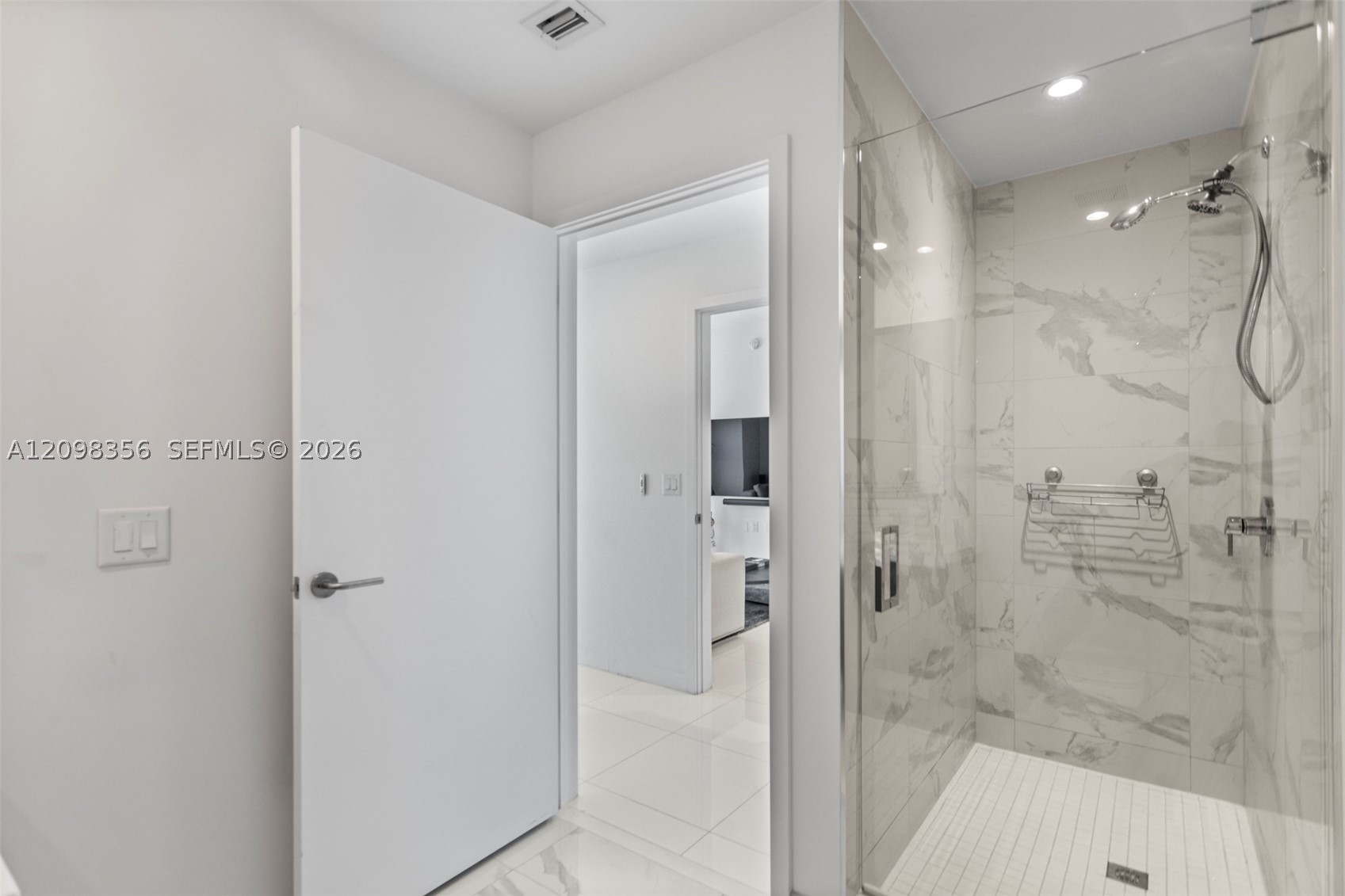 851 NE 1st Ave #3707, Miami FL 33132