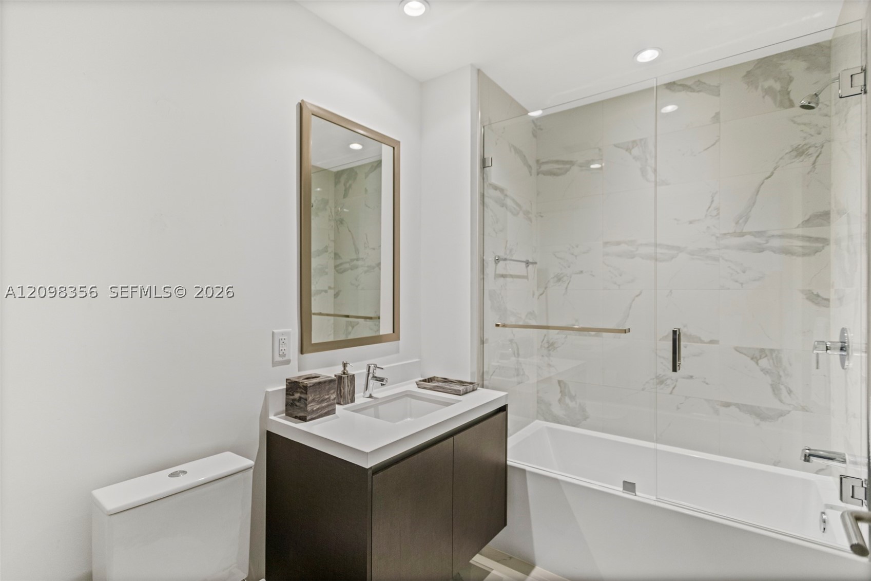 851 NE 1st Ave #3707, Miami FL 33132