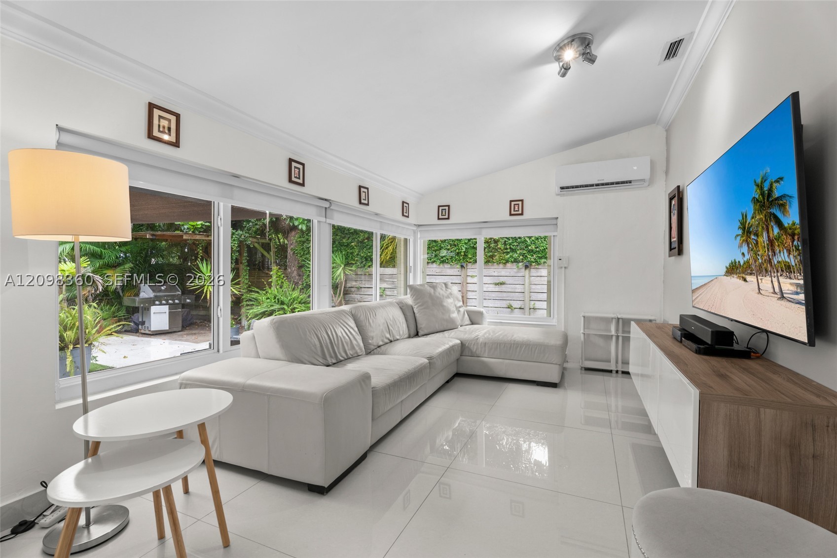 150 NW 99th St, Miami Shores FL 33150