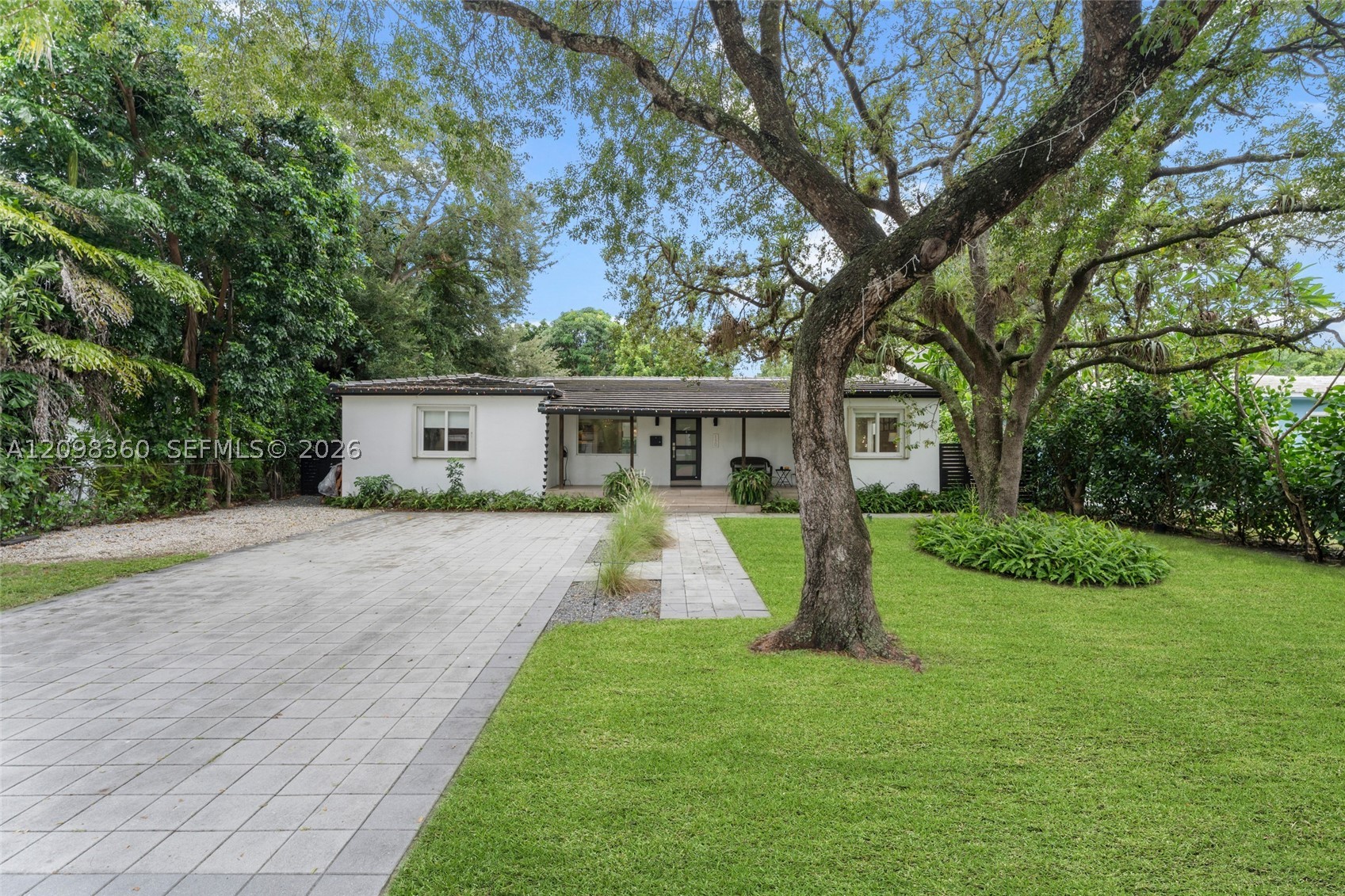 150 NW 99th St, Miami Shores FL 33150